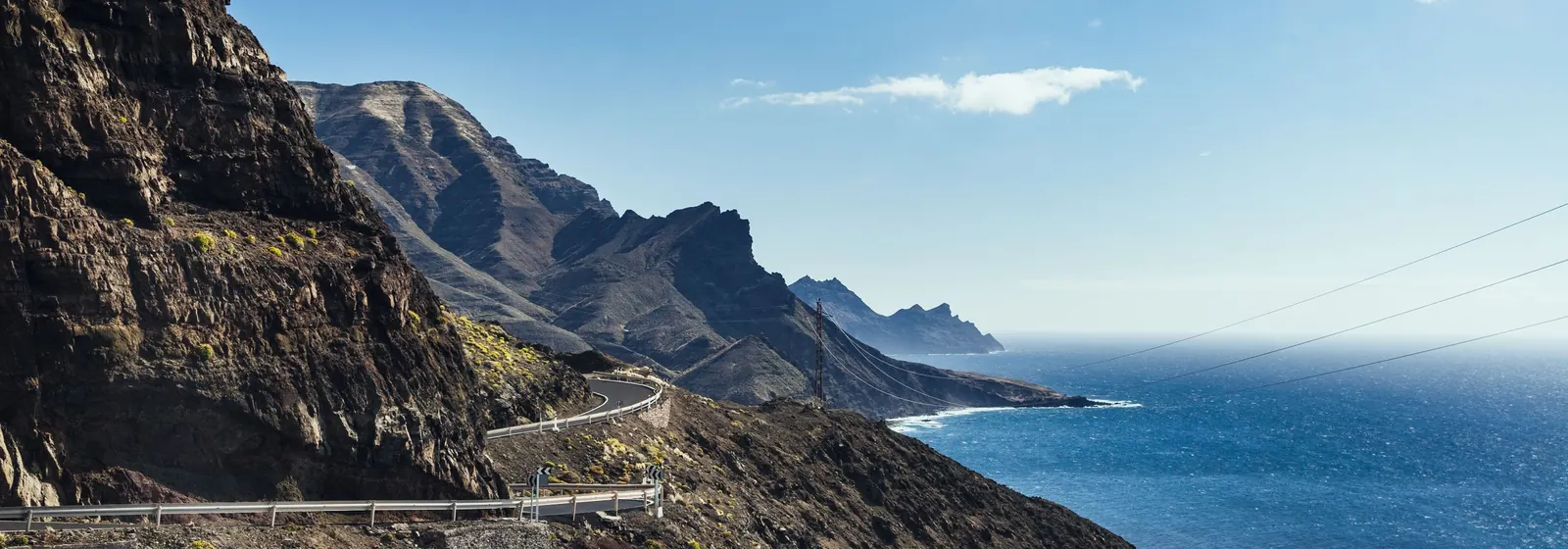 Coastal road along the cliffs of Gran Canaria